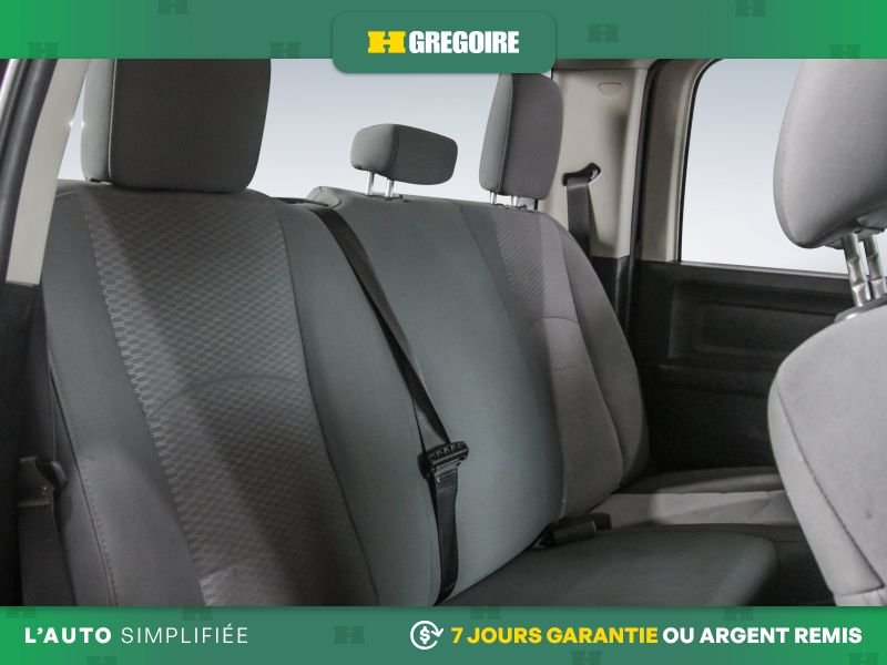 Ram 1500 729088 | ST AWD AUTO A/C GR ELECT MAGS CAM RECUL BLUETOOTH 2019 Noir Laval - photo #25