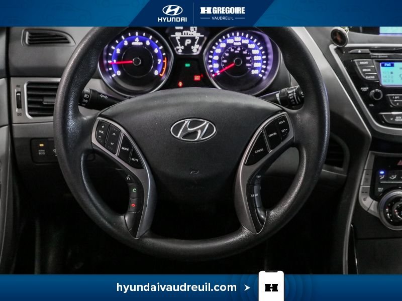 2013 Hyundai Elantra Black Laval - photo #19