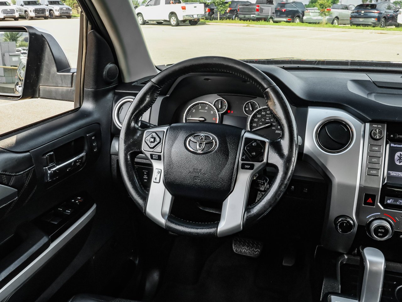 2015 Toyota Tundra 4WD Crewmax 146 5.7L Platinum Black Sherwood Park - photo #17
