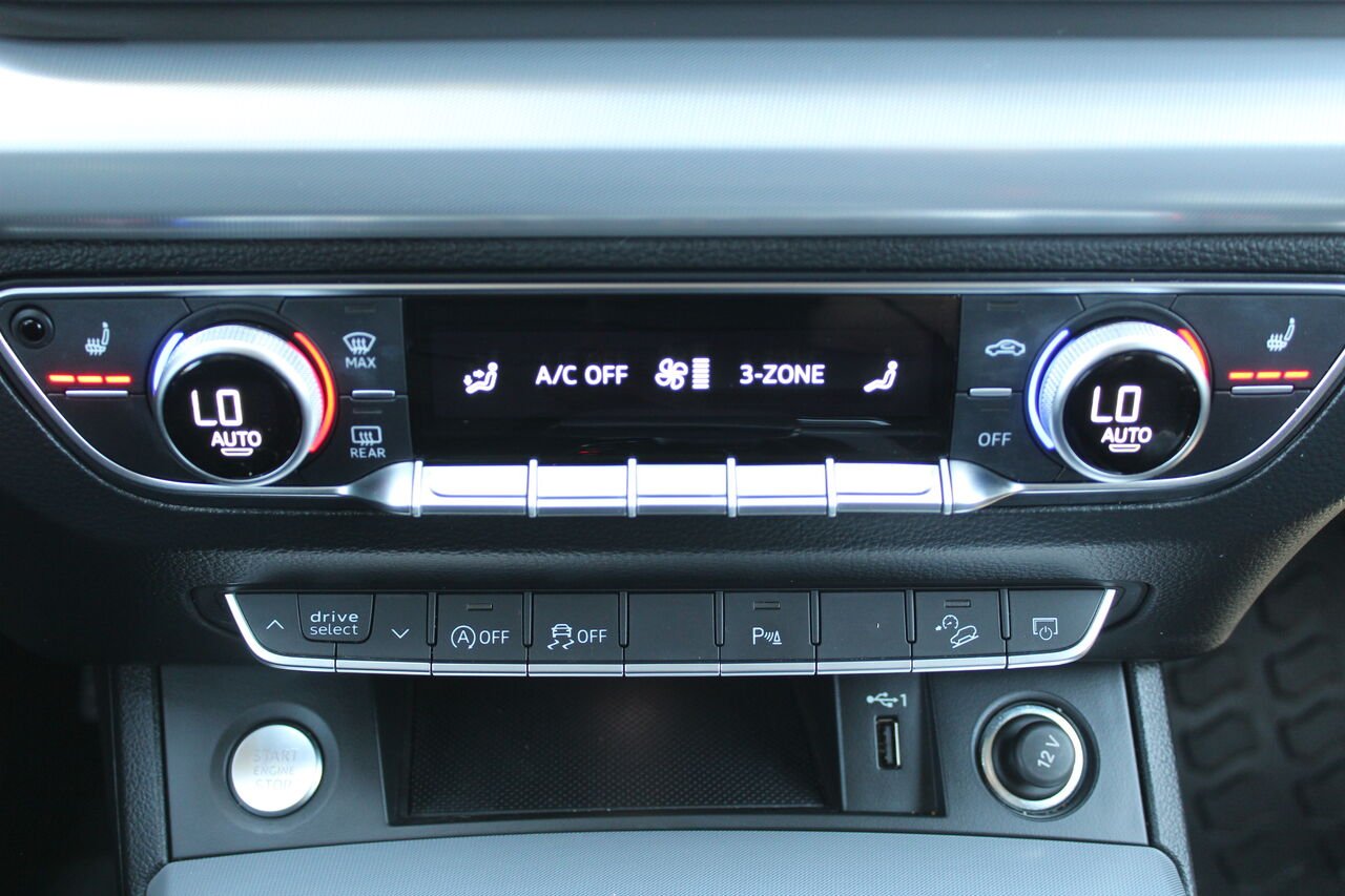 Audi Q5 VIN: WA1EABFY3N2063336 2022 Noir Sainte-Rose - photo #18