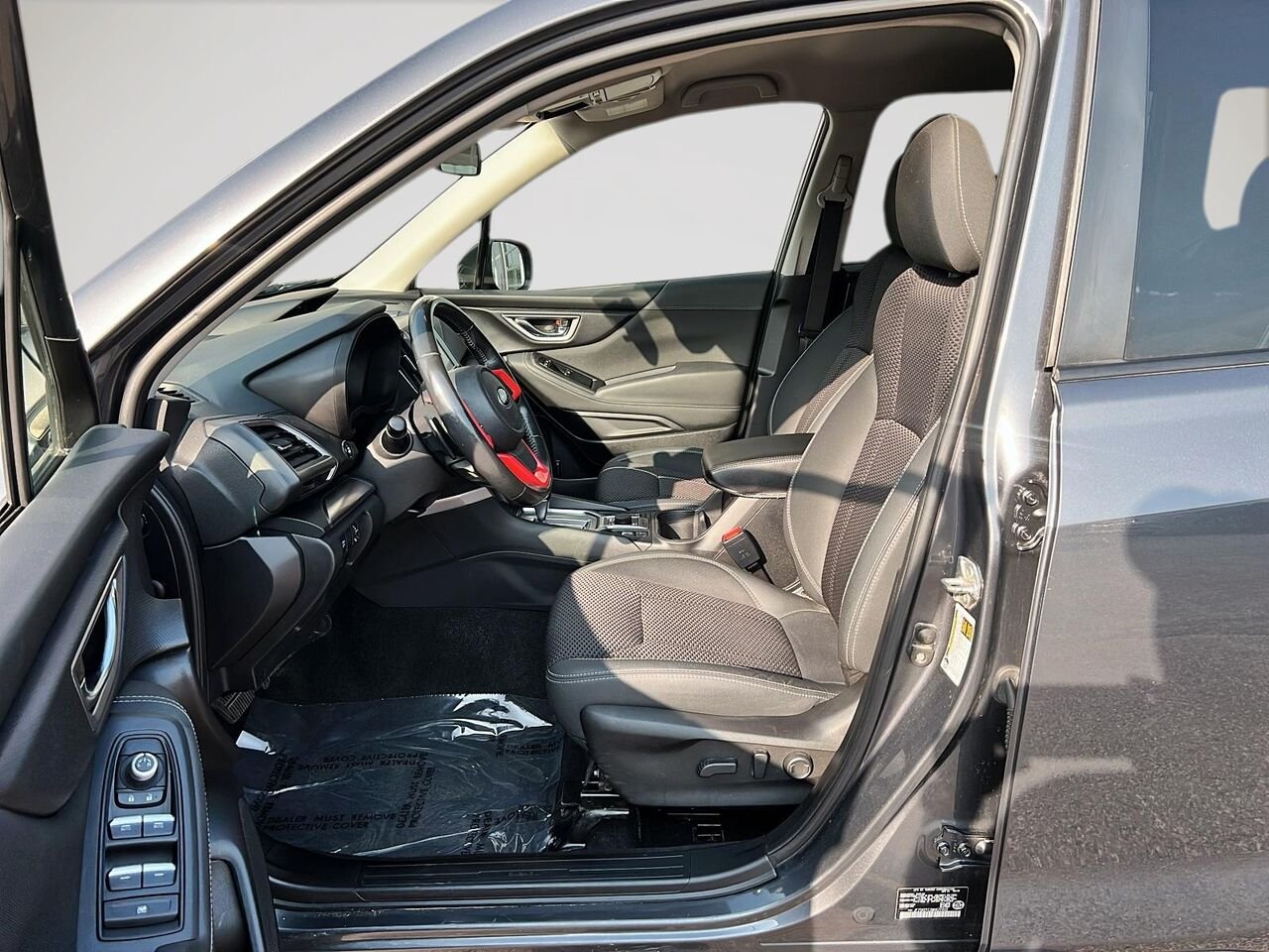 Subaru Forester conveniance 2021 Gris Québec - photo #8