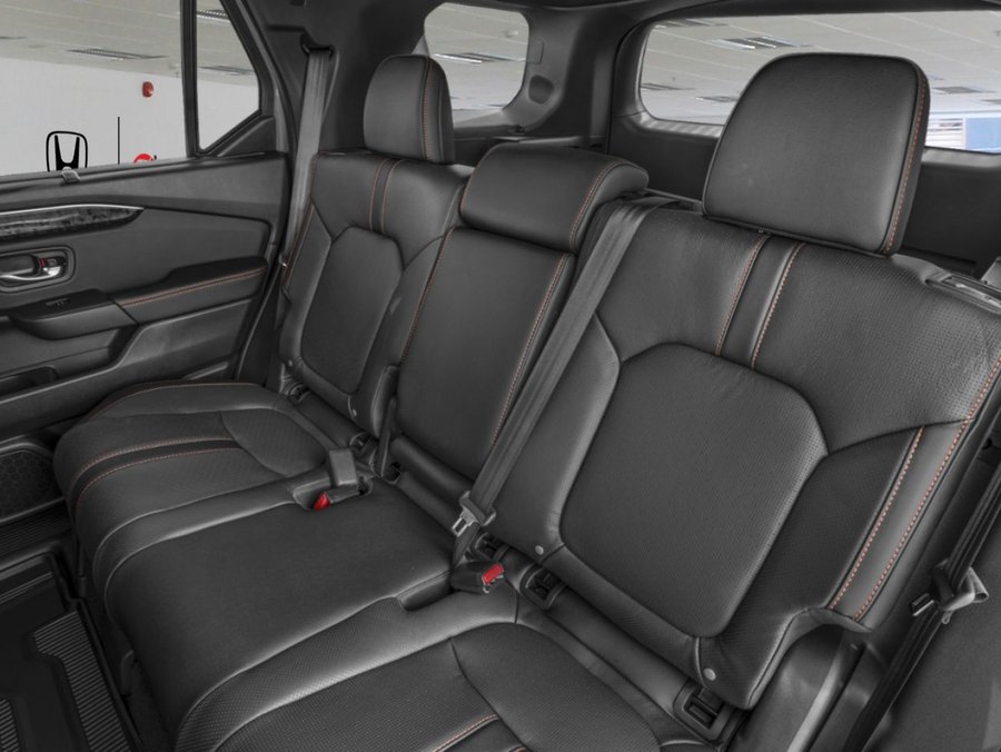 2026 HONDA Passport 2026 Crystal Black Pearl