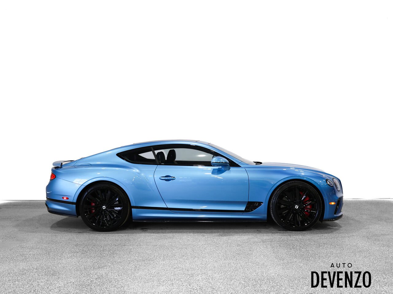 Bentley Continental 2023 Bleu Saint-Eustache - photo #1