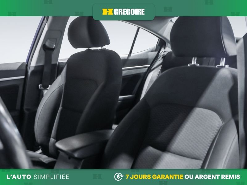 Hyundai Elantra 726869A | Preferred AUTO AC GR ELECT MAGS CAMERA RECUL BLUET 2020 Bleu Laval - photo #15