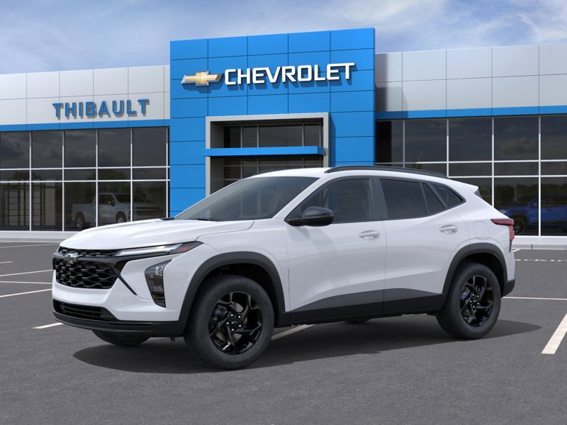CHEVROLET Trax Traction avant 4 portes LT 2026 BLANC SOMMET Sherbrooke - photo #1