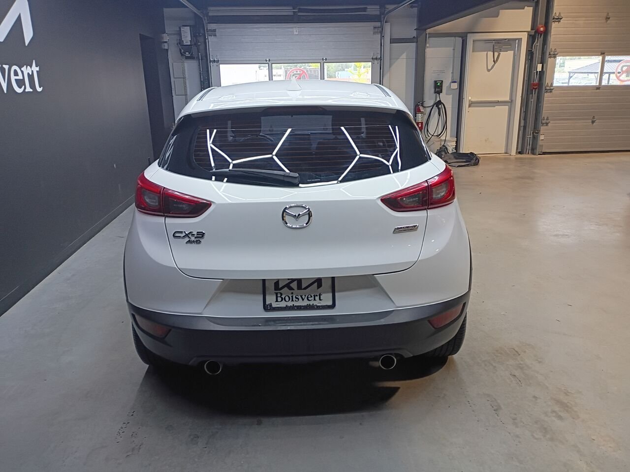 2016 Mazda CX-3 White Blainville - photo #6