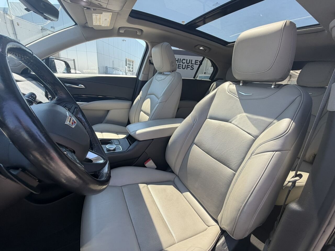 2019 Cadillac XT4 PREMIUM LUXURY AWD Black Laval - photo #21