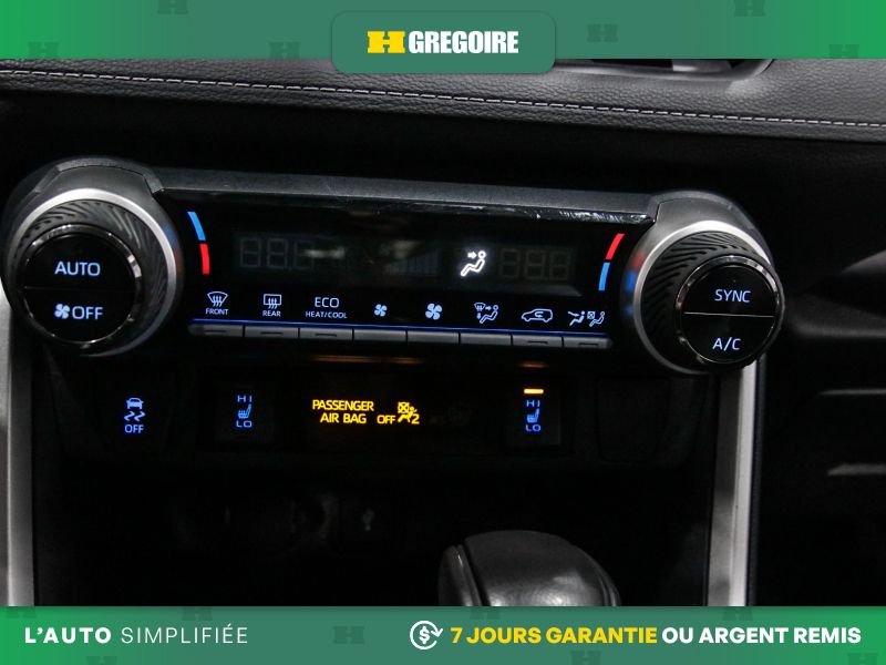 2022 Toyota Rav 4 White Saint-Eustache - photo #15