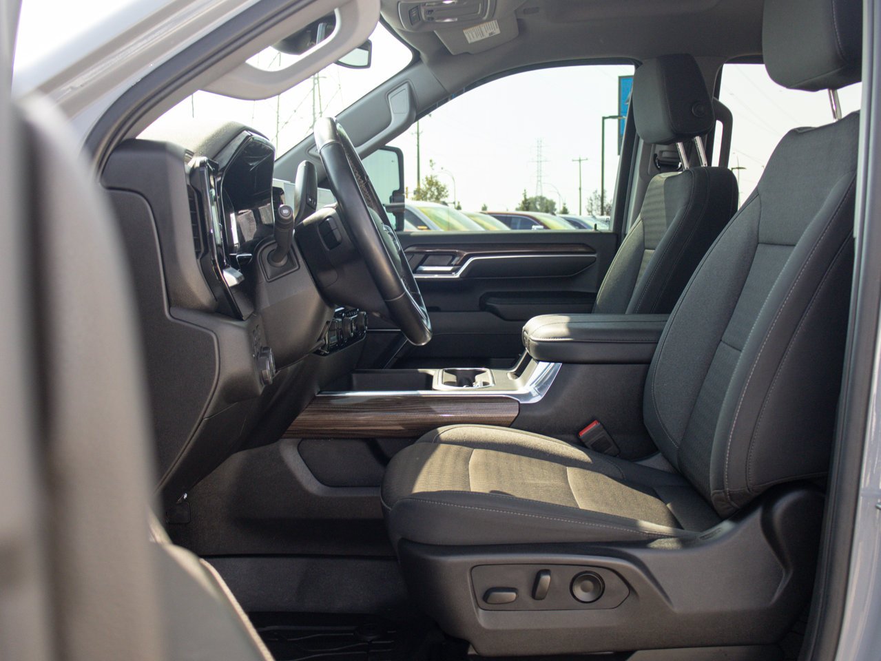 2024 Chevrolet Silverado 2500HD 4WD Crew Cab 159 LT Grey Sherwood Park - photo #18