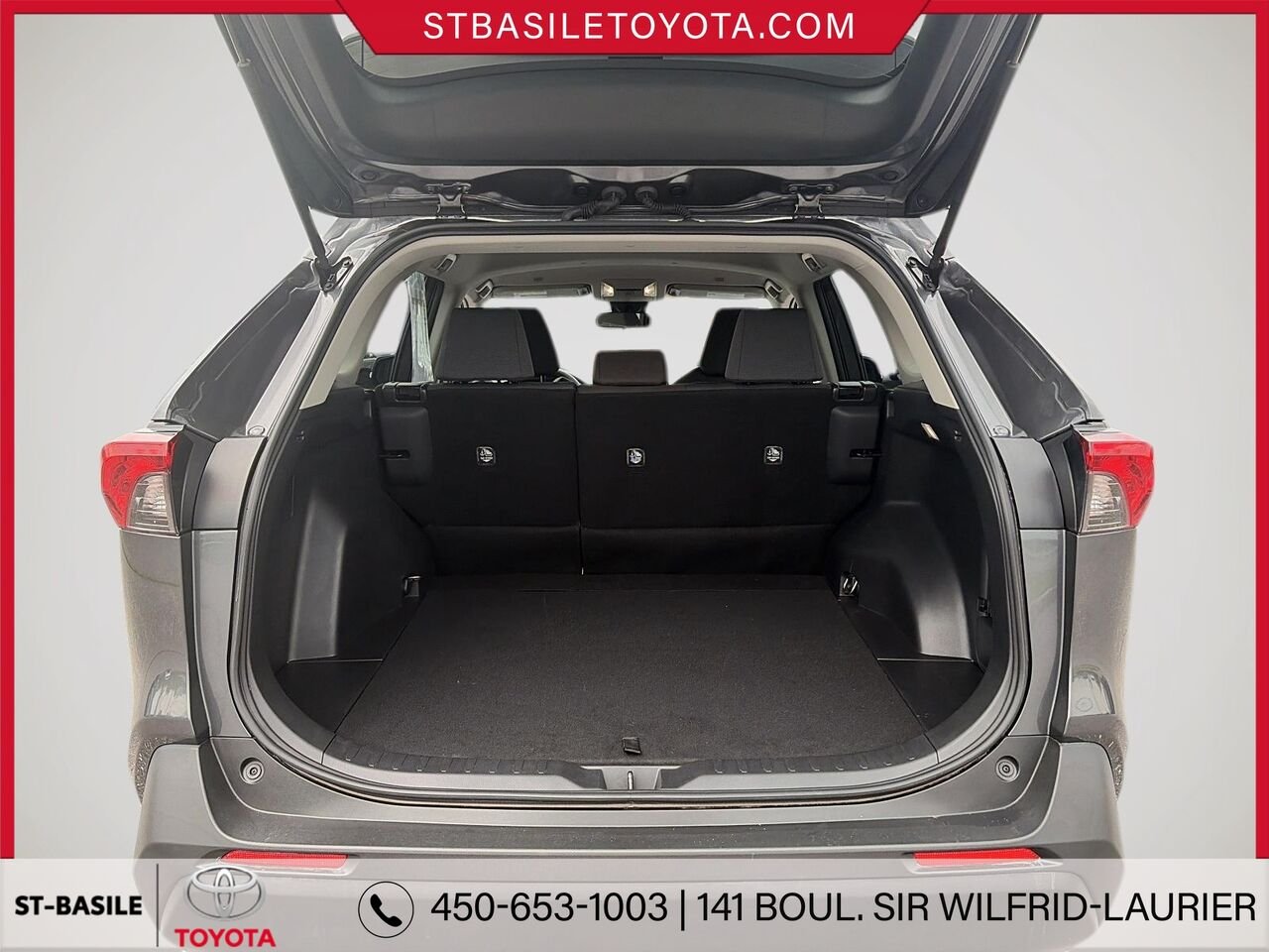 TOYOTA RAV4 2025 Gris Saint-Basile-le-Grand - photo #8