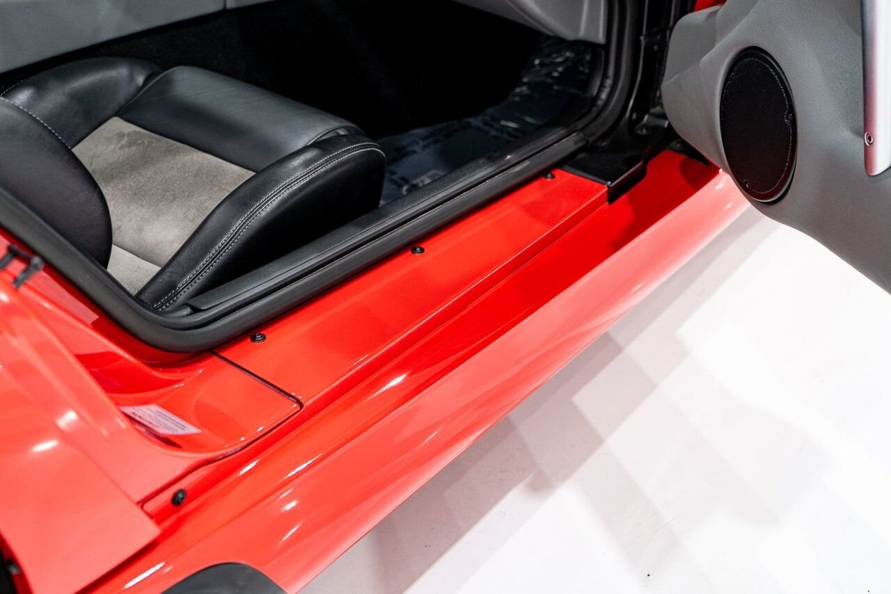 Dodge Viper Clean Title With Only 2,063 km (1,282 Miles) From New 2008 Rouge Montréal - photo #51