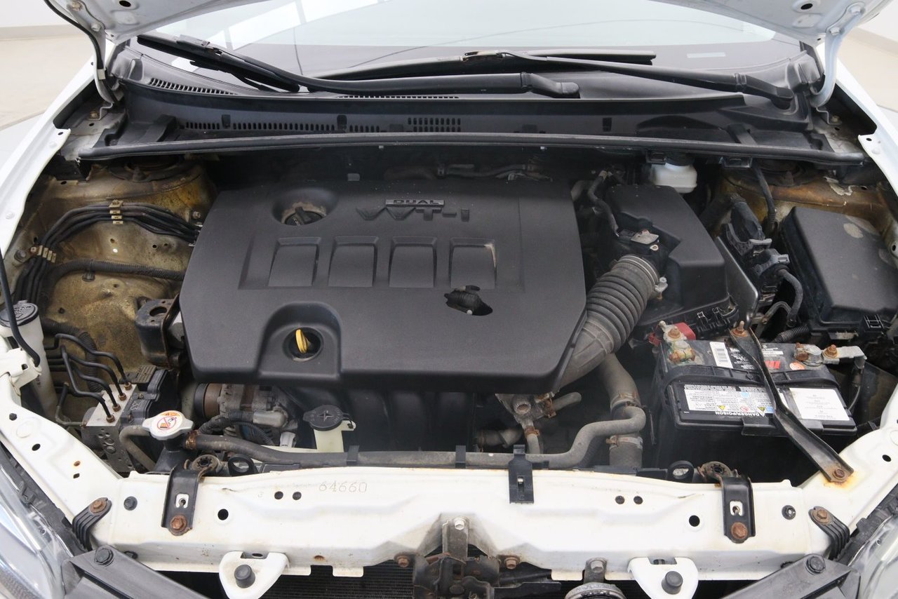 Toyota Corolla NIV 2T1BURHE5JC086477 2018 Blanc Baie-Comeau - photo #13