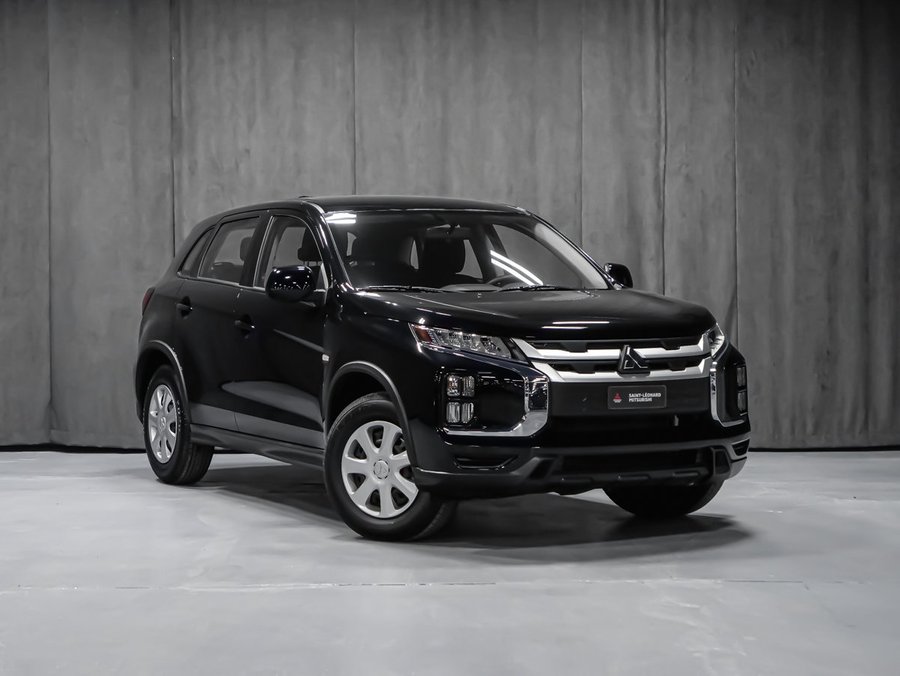 2026 Mitsubishi RVR ES Labrador Black