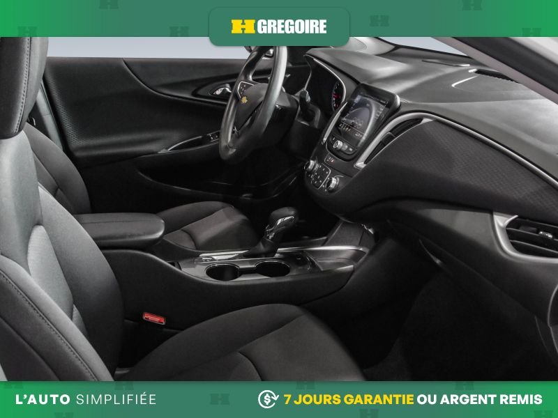 Chevrolet Malibu 2023 Blanc Saint-Eustache - photo #30