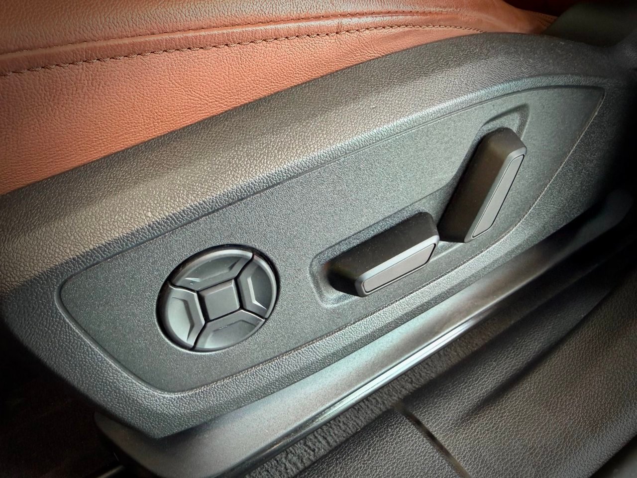 2023 Audi Q3 Black Notre-Dame-des-Prairies - photo #17