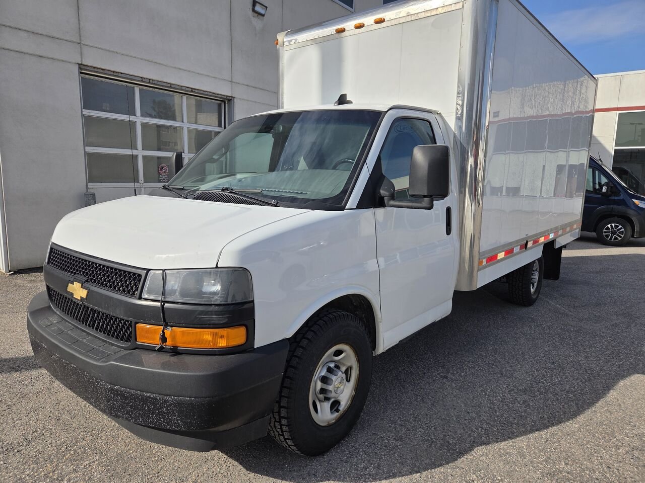 CHEVROLET FOURGONNETTE COMMERCIALE TRONQUÉE EXPRESS 2023 Blanc Amos - photo #0