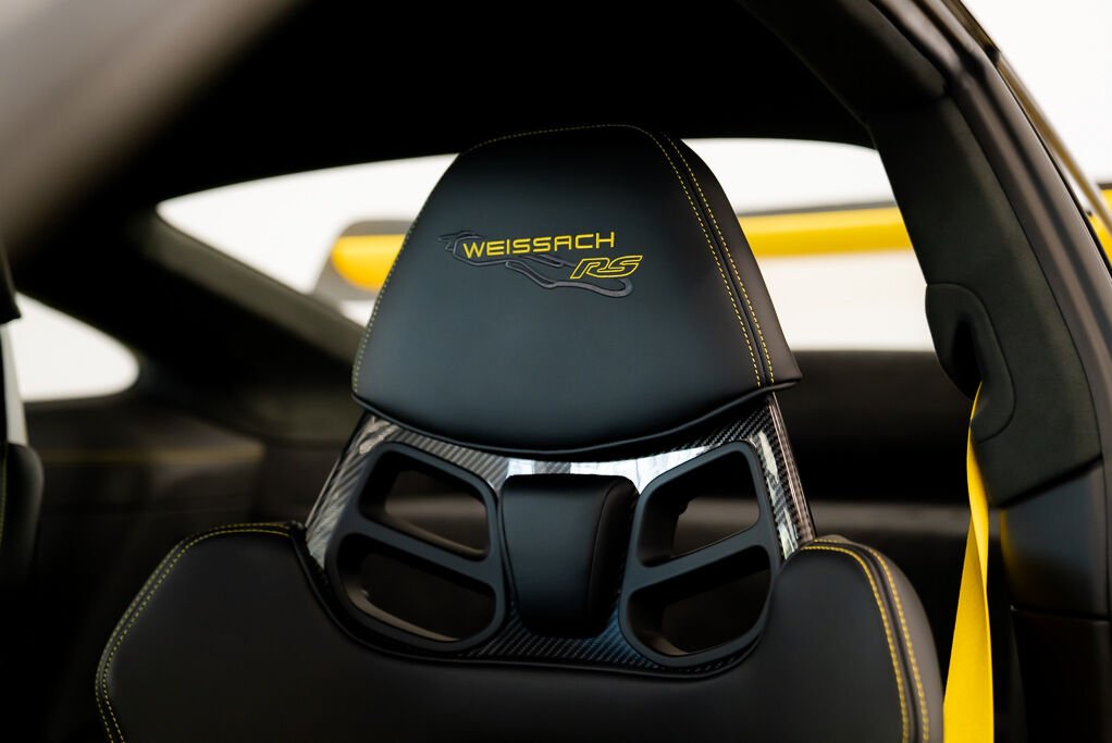 Porsche 911 GT3RS Weissach 2024 Jaune Kirkland - photo #29