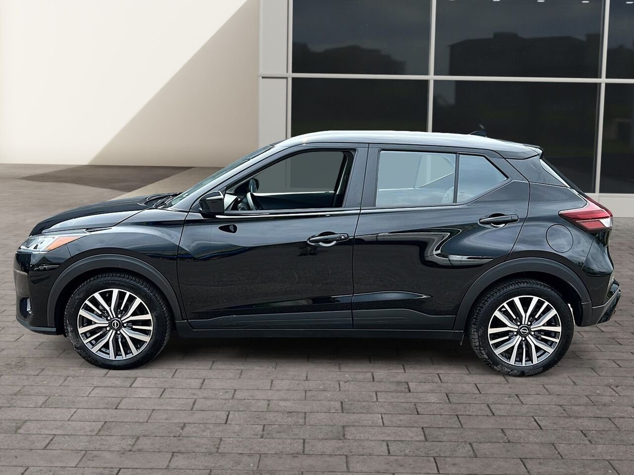 Nissan Kicks SV TA 2024 Noir Québec - photo #4