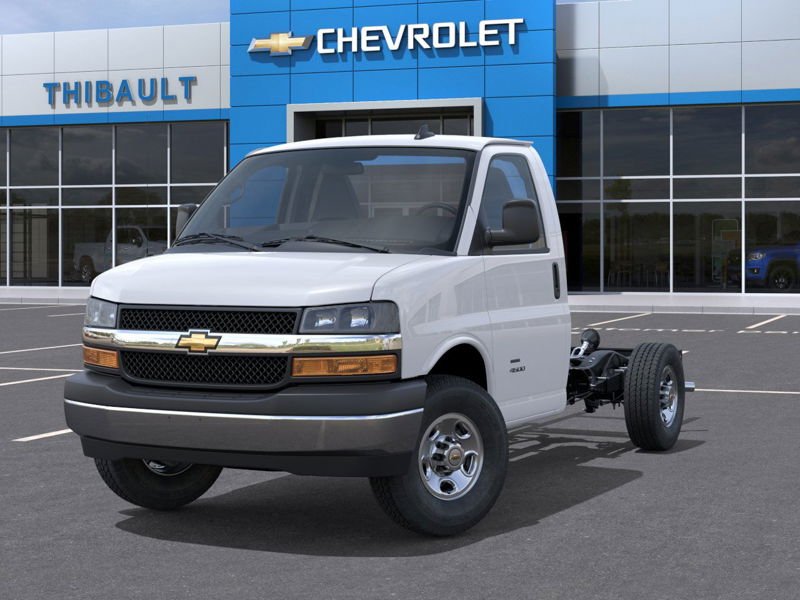 CHEVROLET Fourgonnette commerciale tronquée Express 3500 fourgonnette 139 po 2025 BLANC SOMMET Sherbrooke - photo #5