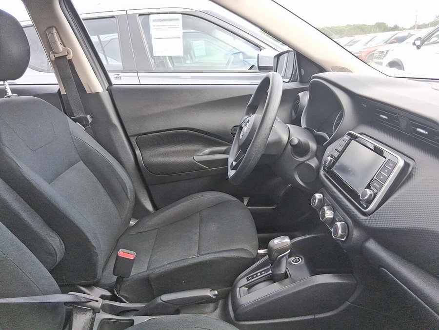 2021 Nissan Kicks S 2021 Grey