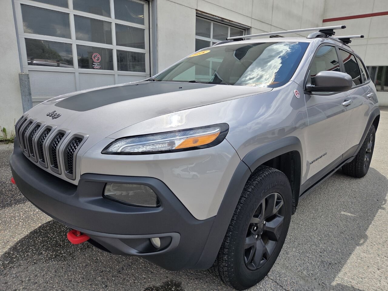 2018 JEEP CHEROKEE Silver Amos - photo #0