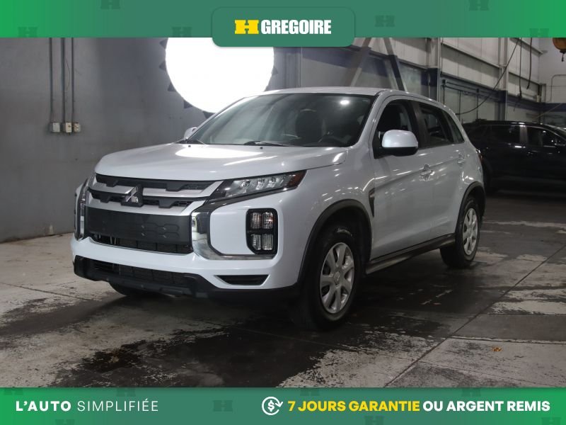 2022 Mitsubishi RVR White Laval - photo #2