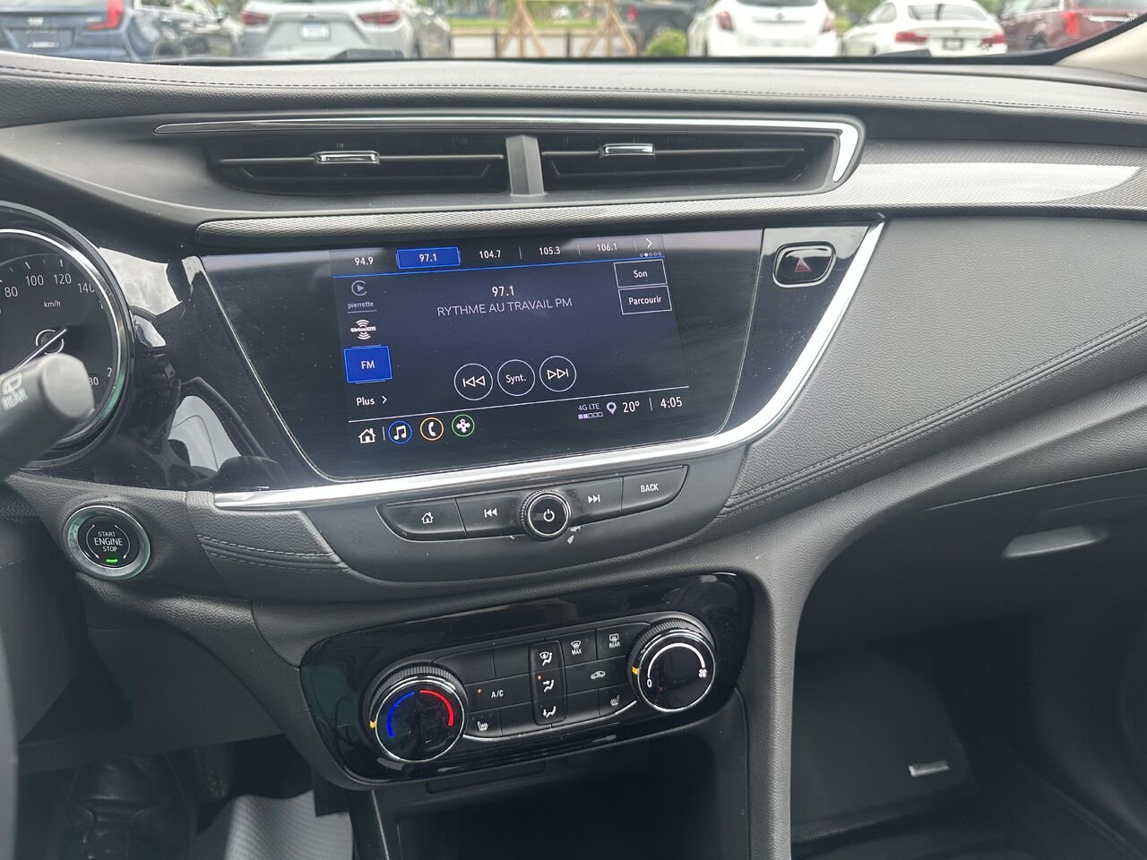 BUICK ENCORE GX PREFERRED Privilégiée 4 portes TI 2023 CINABRE M Gatineau - photo #9