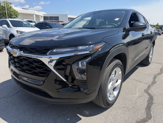 2024 CHEVROLET TRAX LS 2024 Black