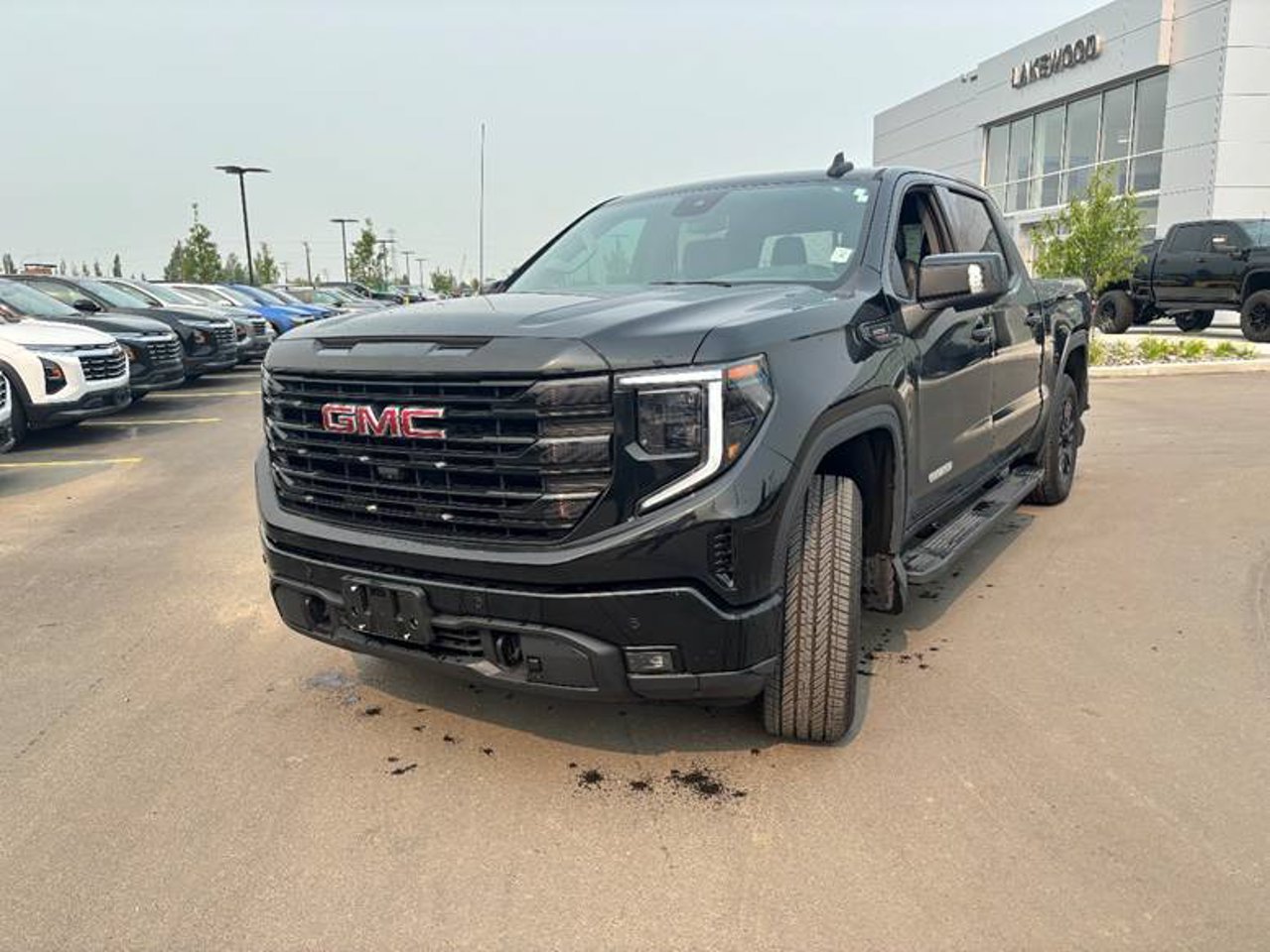 2024 GMC Sierra 1500 4WD Crew Cab 147 Elevation Black Sherwood Park - photo #2