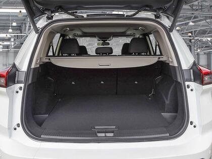 Nissan Rogue 2026 Blanc Everest nacré triple couche Blainville - photo #6