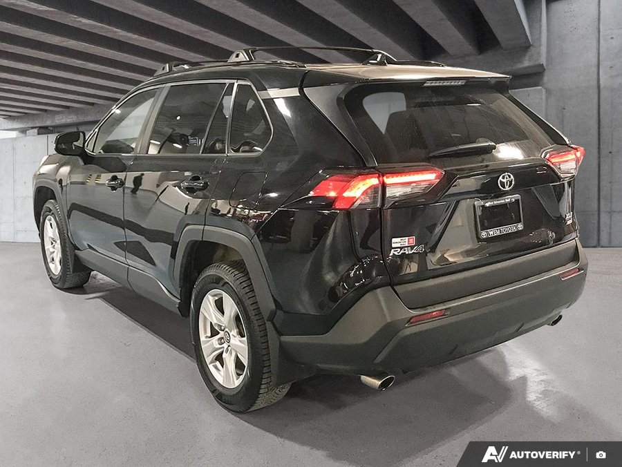 2020 Toyota RAV4 2020 Black