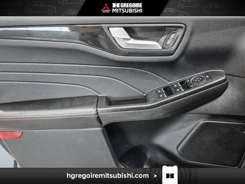 2025 Ford Escape Black Laval - photo #12