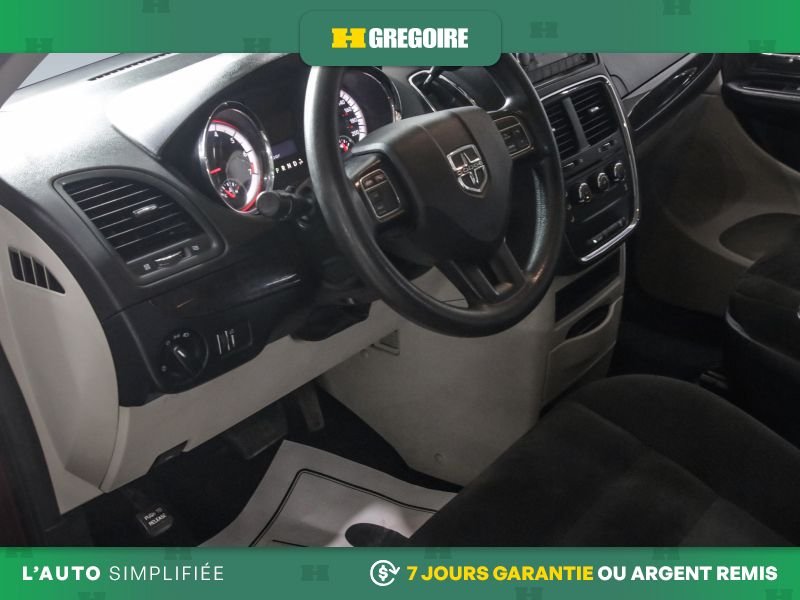 Dodge GR Caravan 820233 | Canada Value Package AUTO A/C CAM RECUL 2019 Rouge Laval - photo #20