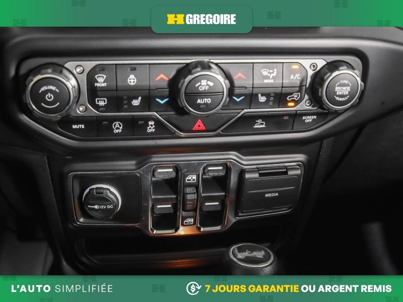 2022 Jeep Wrangler Grey Saint-Eustache - photo #15