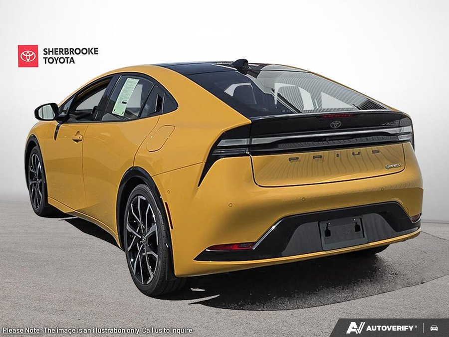 2026 Toyota Prius Plug-in Hybrid 2026 Maximum Yellow