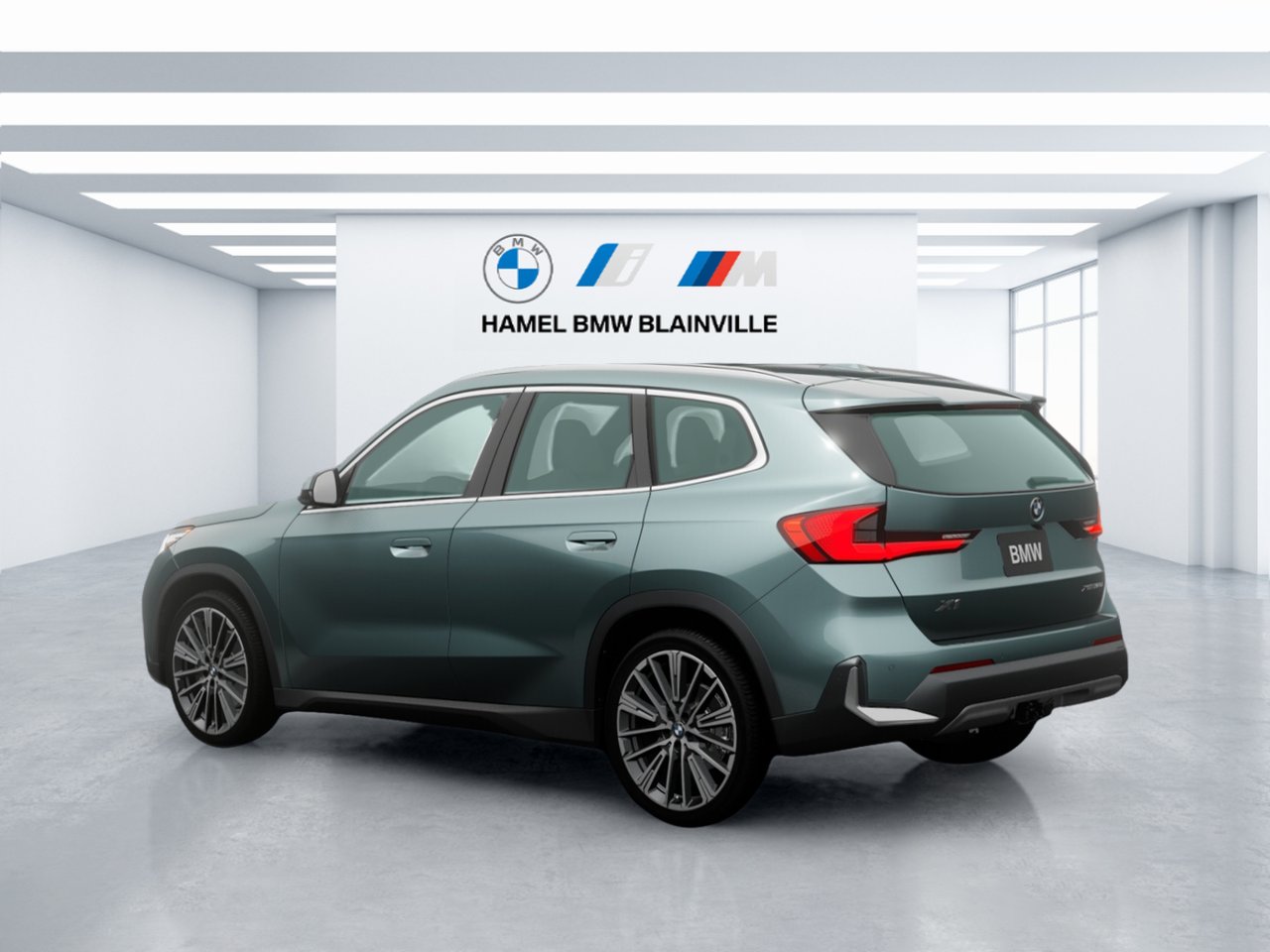 2026 BMW X1 xDrive28i Cape York Green Metallic Blainville - photo #1