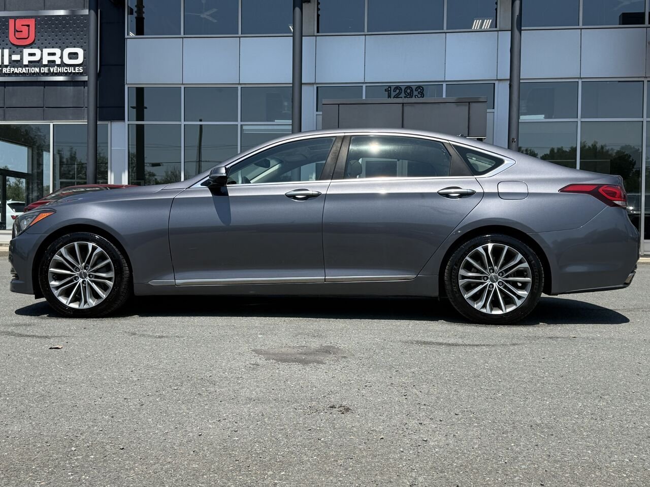 Hyundai Genesis 3.8 2016 Gris Granby - photo #2