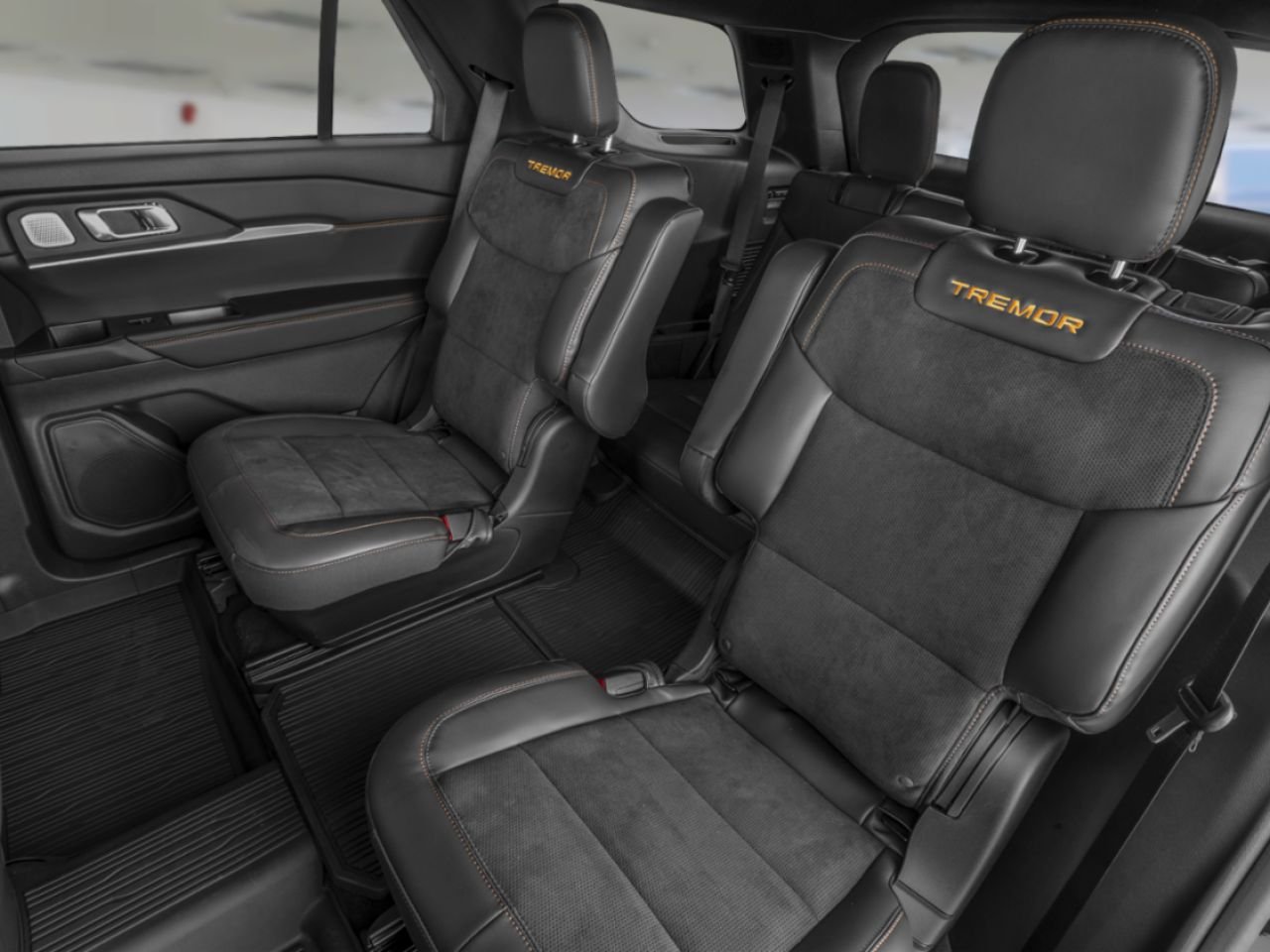 2026 Ford Explorer Agate Black Metallic Rouyn-Noranda - photo #3