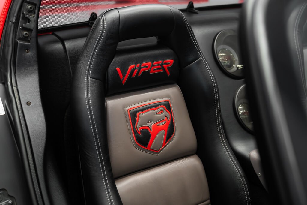 Dodge Viper 1994 Rouge Montréal - photo #21