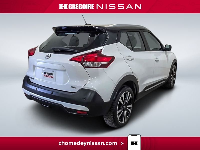 2020 Nissan Kicks White Laval - photo #8