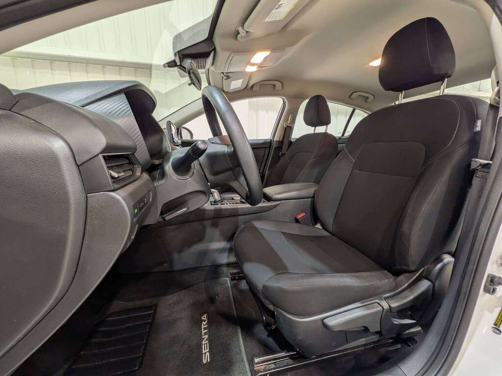 Nissan Sentra S Plus CVT 2024 Blanc Val-David - photo #1