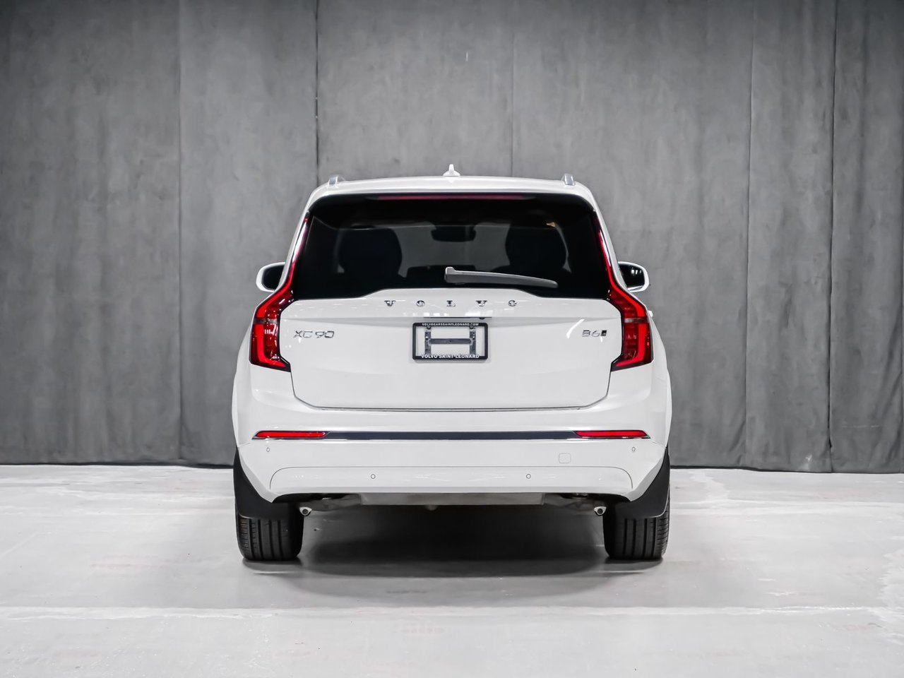 Volvo XC90 B6 CORE BRIGHT 2026 Blanc Montréal - photo #4