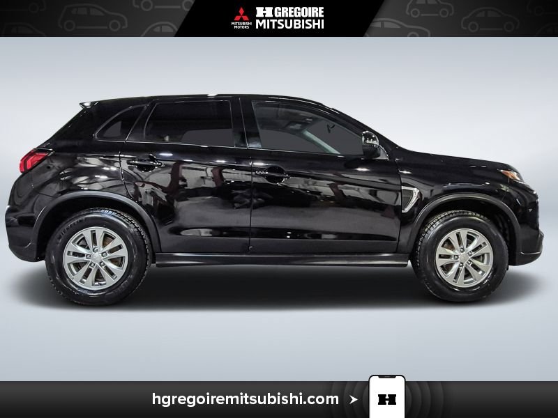 2022 Mitsubishi RVR Black Laval - photo #10