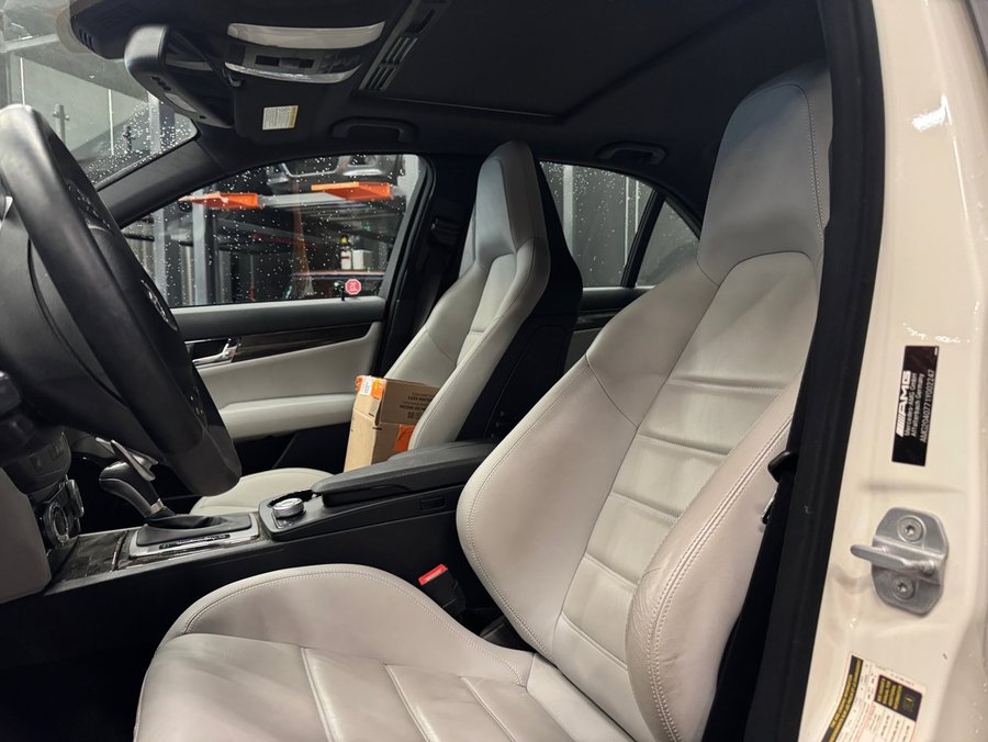 2010 Mercedes-Benz C-Class 2010 White