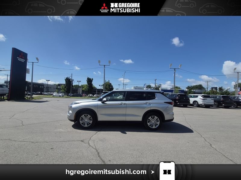 Mitsubishi Outlander MH4484 | ES * AWD * Cam * Mags * Carplay * A partir de 0.9% 2022 Gris Laval - photo #5