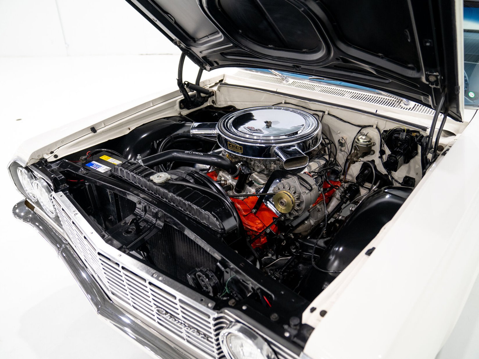 Chevrolet Biscayne Matching 409 / 425HP Transmission 4 Vitesse Complètement Entièrement restauré **PRIX EN USD** 1964 Blanc Montréal - photo #18