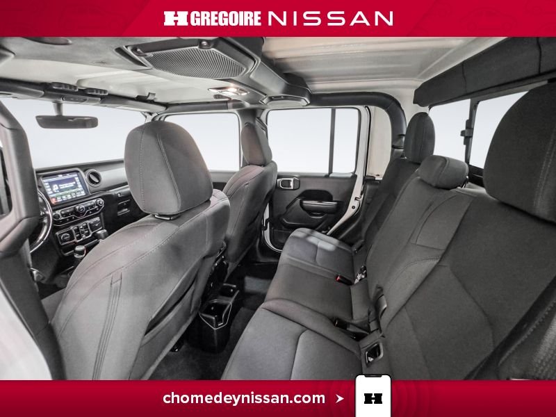 2022 Jeep Gladiator White Saint-Eustache - photo #23
