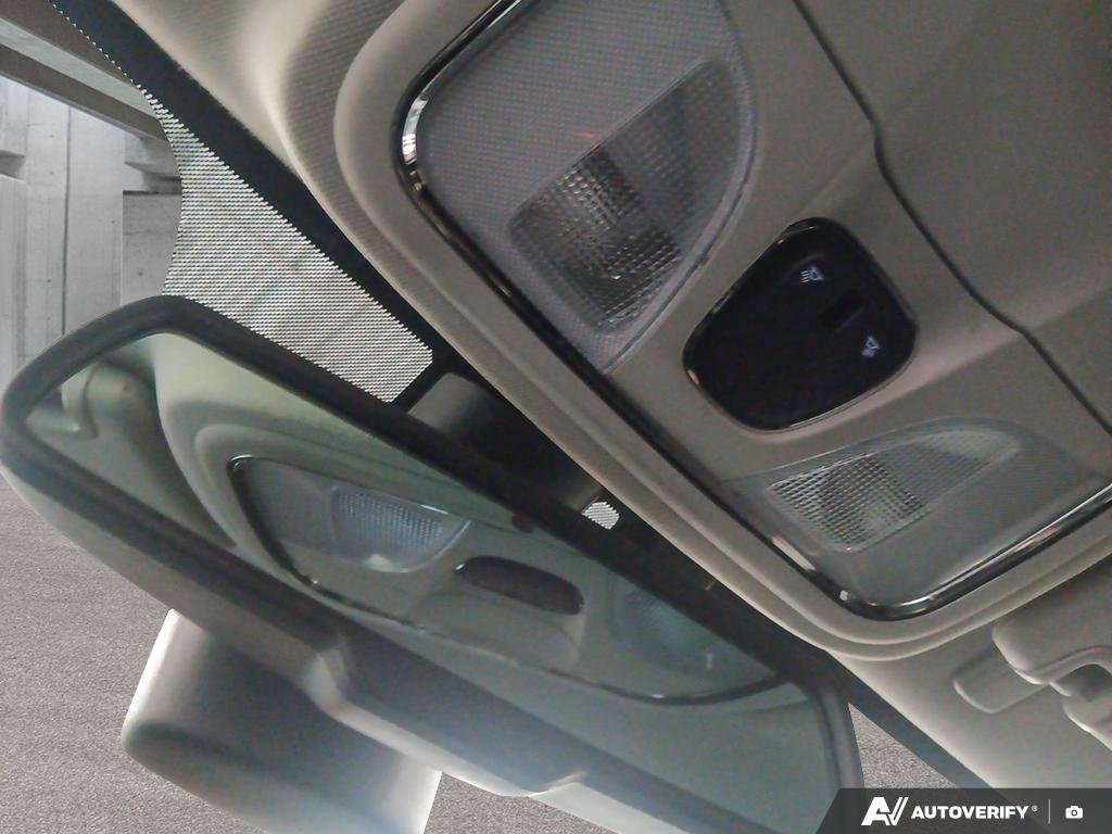 2015 Jeep Cherokee 2601729A | North Red Edmonton - photo #20