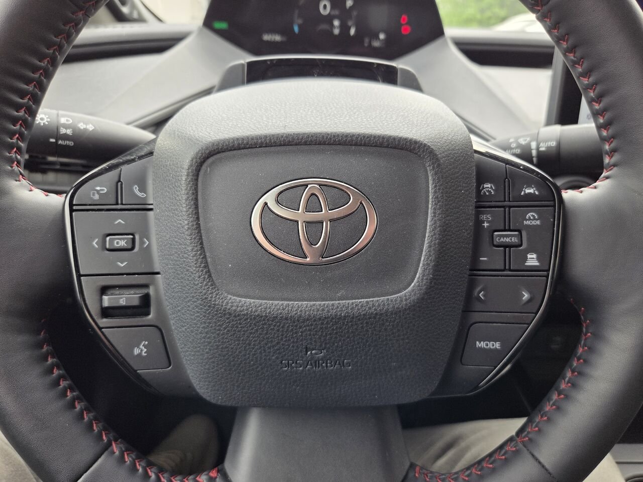 2024 Toyota PRIUS PRIME Red Amos - photo #7