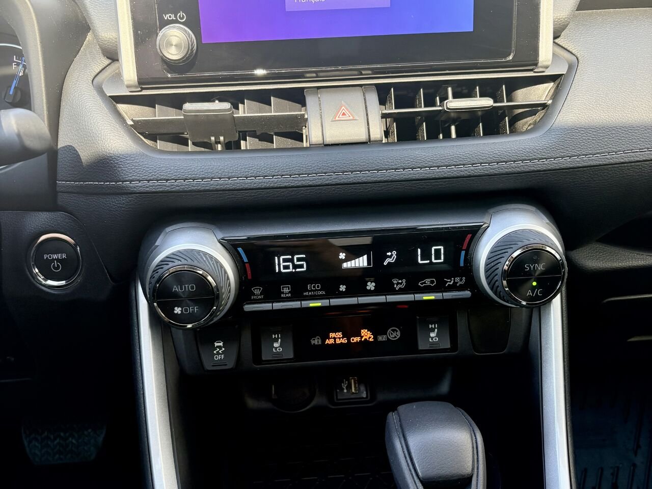 2024 Toyota RAV4 Black Mont-Laurier - photo #19
